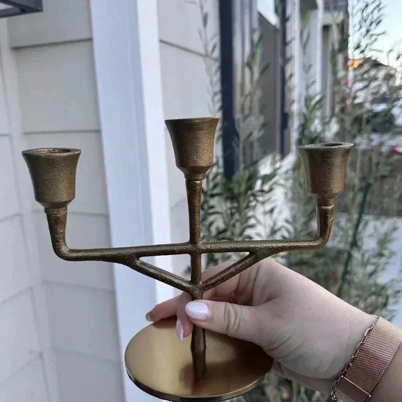 NWT Small 3ct Antiqued Metal Taper
Candelabra Brass Finish - Hearth & Ha… - Picture 4 of 6